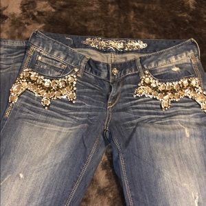 Express jeans with jewels